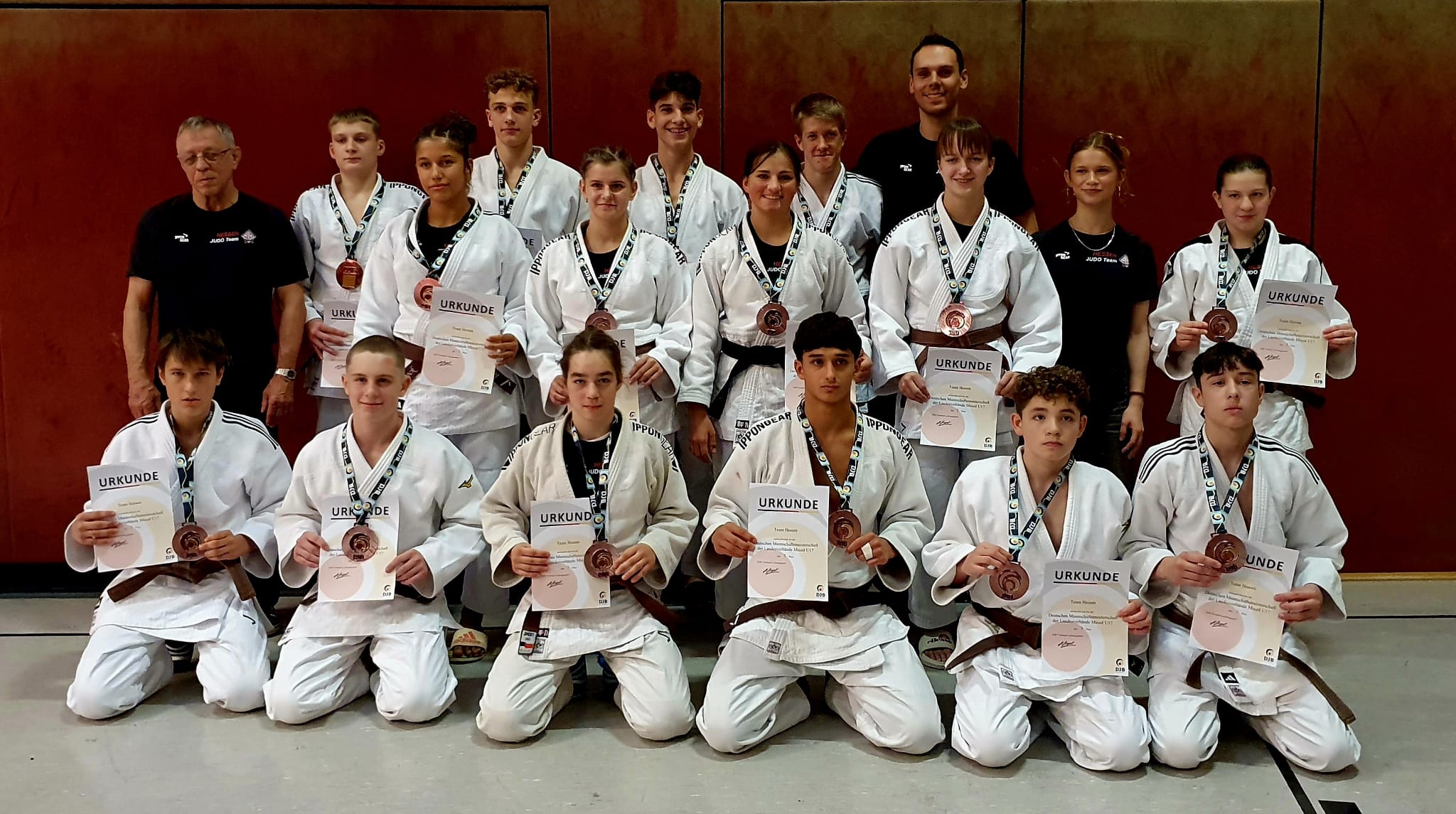 Judo HJV Bericht Deutsche Mannschaftsmeisterschaften der Landesverbände im Mixed Team Foto 01 HE