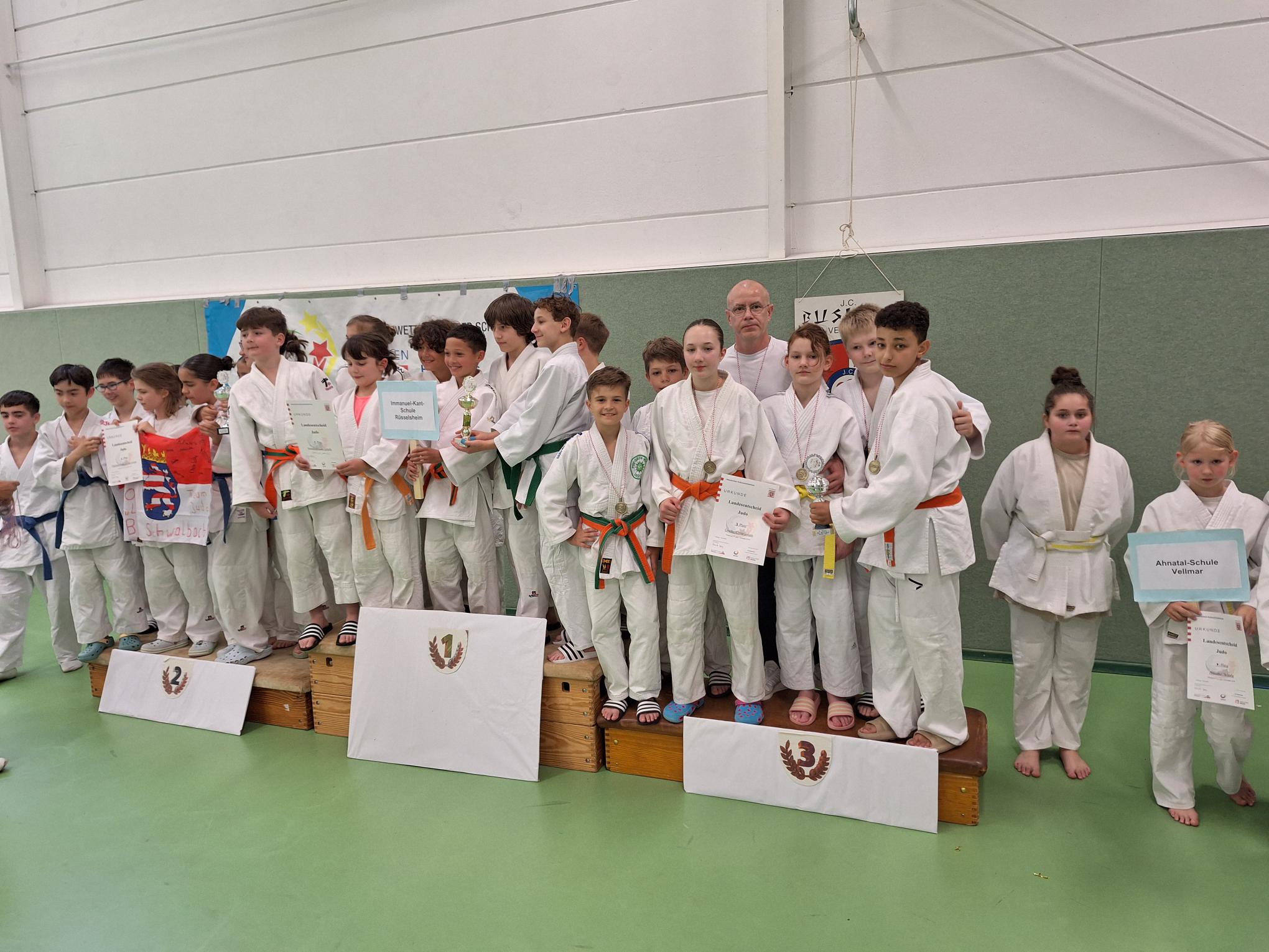 04 LE 2024 WK 4 Mixed